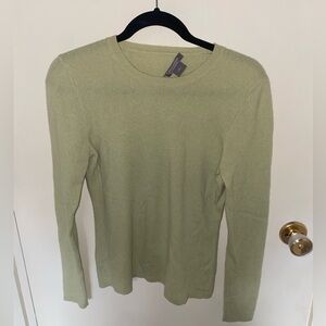 Ann Taylor Light Green 100% Cashmere Sweater Medium Crewneck Longsleeve